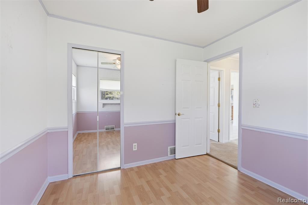 6414 Lanman Drive, Waterford, MI 48329 — Photo 13