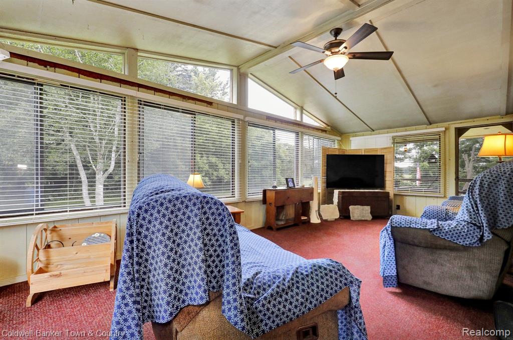 6068 W GRAND RIVER Road, Laingsburg, MI 48848 — Photo 15