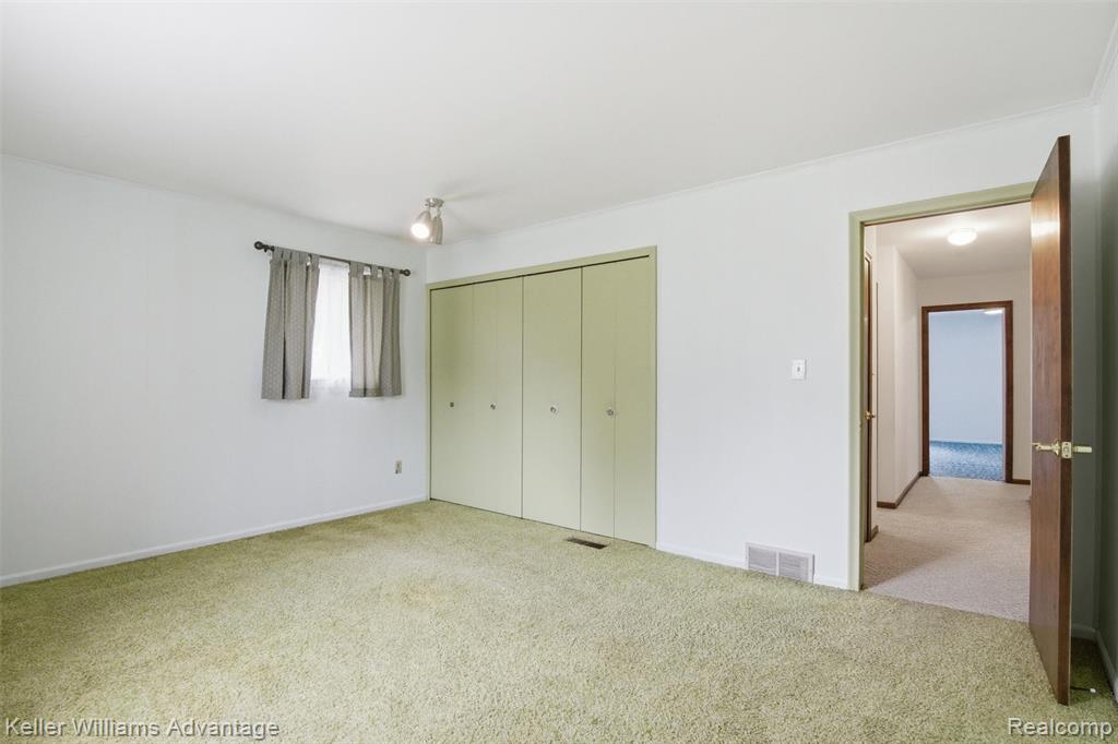 7670 7 Mile Road, Northville, MI, 48167