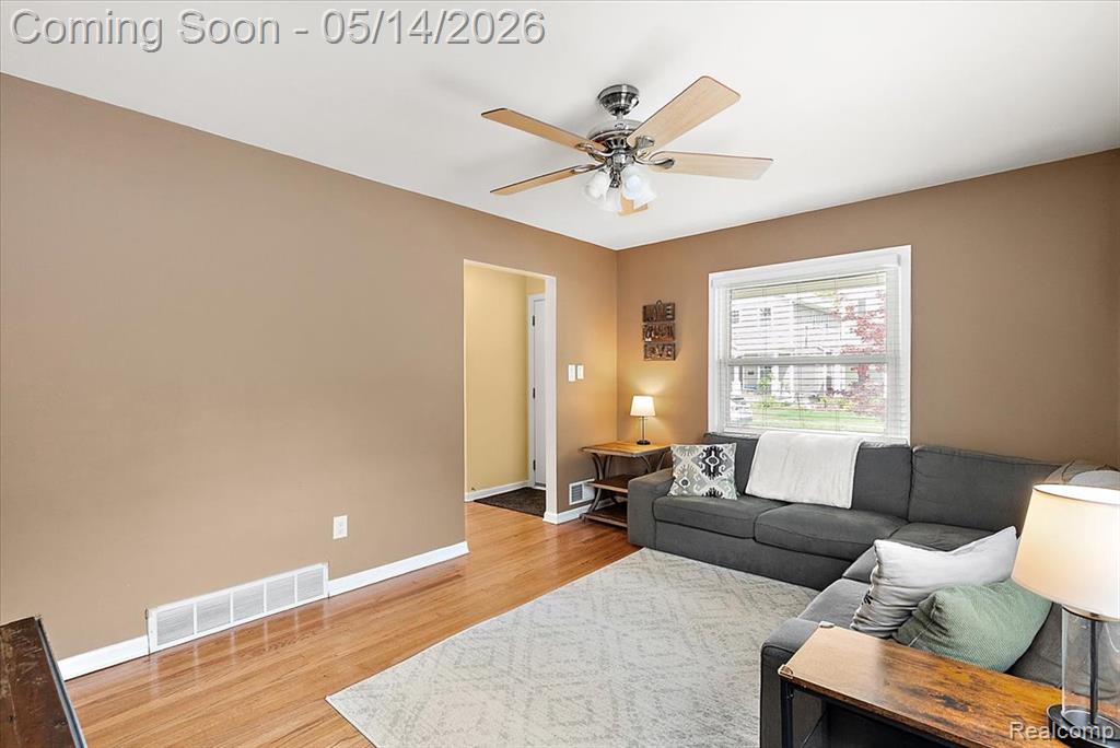 3665 Bacon Avenue, Berkley, MI 48072 — Photo 7