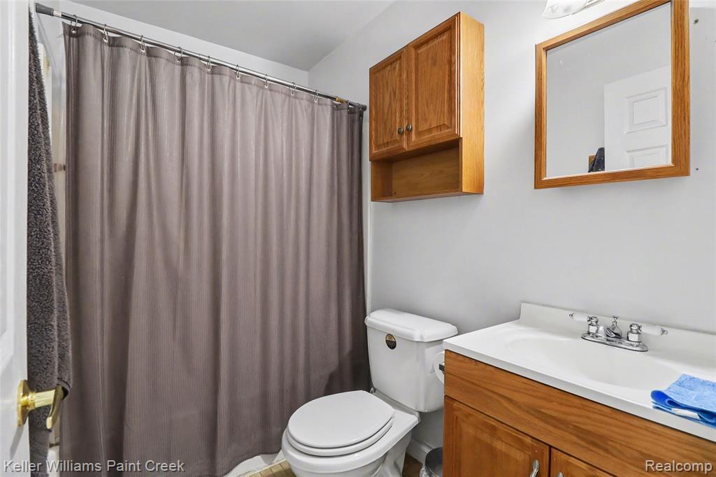 23070 Rosewood Street, Oak Park, MI 48237 — Photo 25