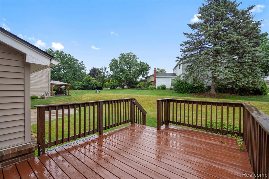 890 Darwin Place Court, Rochester Hills, MI 48307 — Photo 31