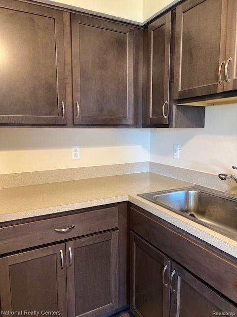 30535 W 14 MILE Road, 7, Farmington Hills, MI 48334 — Photo 11