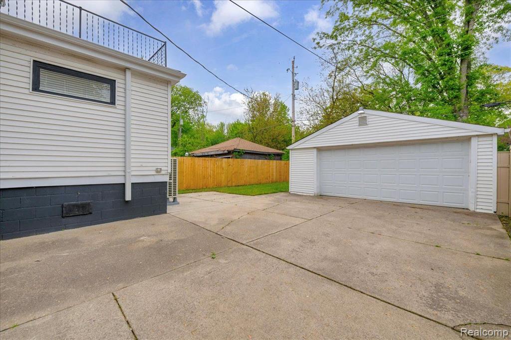 5936 KENSINGTON Avenue, Detroit, MI 48224 — Photo 25