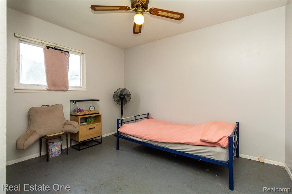 9065 WILLIAM Street, Taylor, MI 48180 — Photo 13