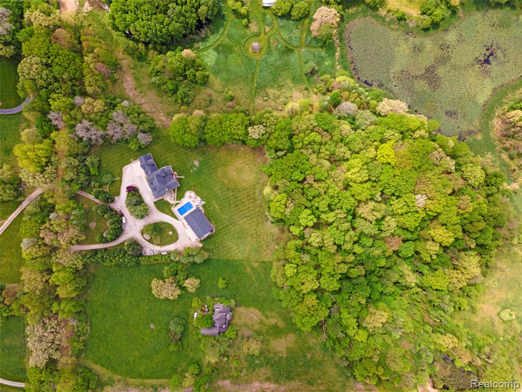13085 Rohn Road, Fenton, MI 48430 — Photo 45