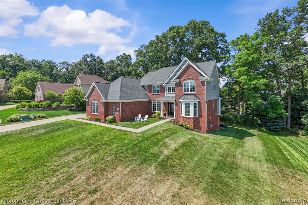 578 Red Bank Drive, White Lake, MI — Photo 2