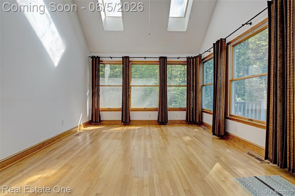 709 Bald Eagle Lake Road, Ortonville, MI 48462 — Photo 13