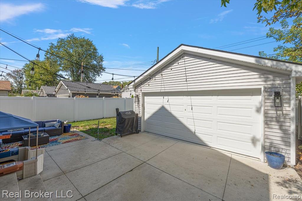 828 Princeton Road, Berkley, MI 48072 — Photo 61