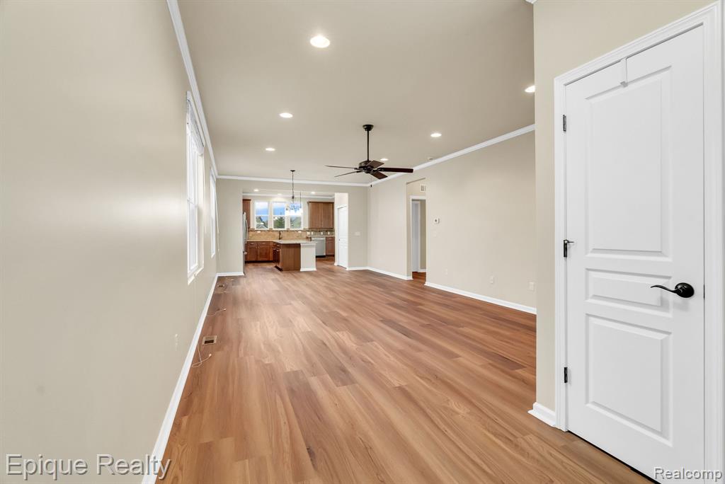 9415 Sand Hill Drive, Grand Blanc, MI 48439 — Photo 7