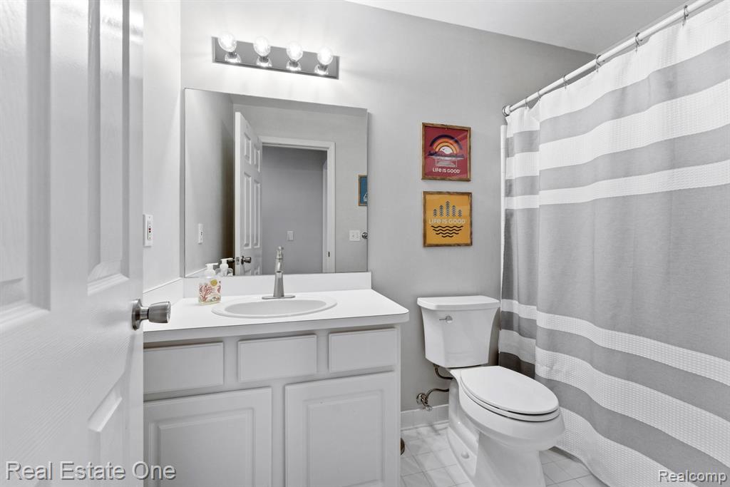 471 Mulberry Street, Wyandotte, MI 48192 — Photo 16