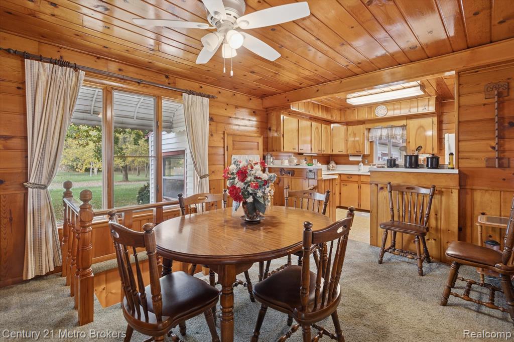 4466 S Center Road, Burton, MI 48519 — Photo 18