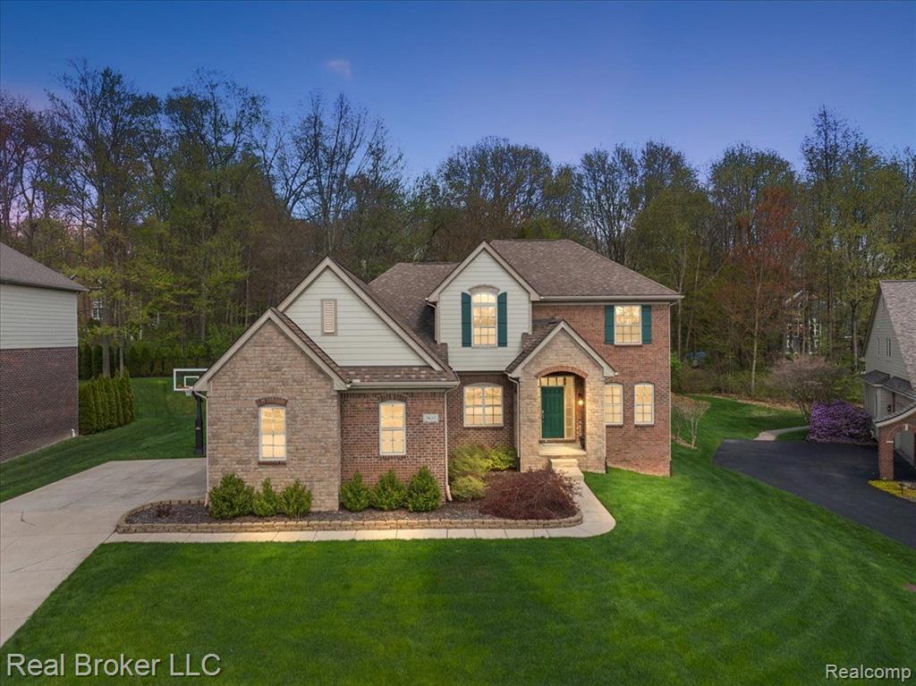 5633 GOLF POINTE Drive, Clarkston, MI 48348 — Photo 81