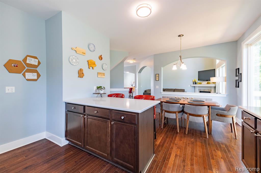 299 NAPA VALLEY Drive, Milford, MI 48381 — Photo 21