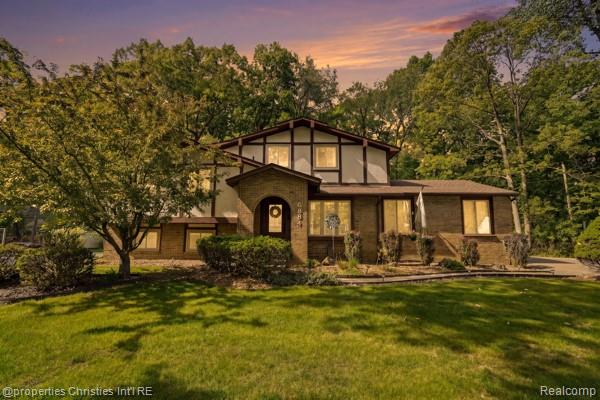 6884 Aeroview Street, West Bloomfield, MI 48324 — front exterior