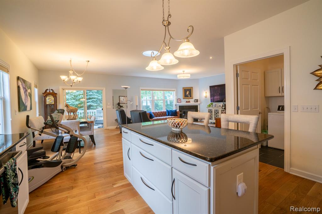 5653 Trail Side Lane, 9, Whitmore Lake, MI 48189 — Photo 12