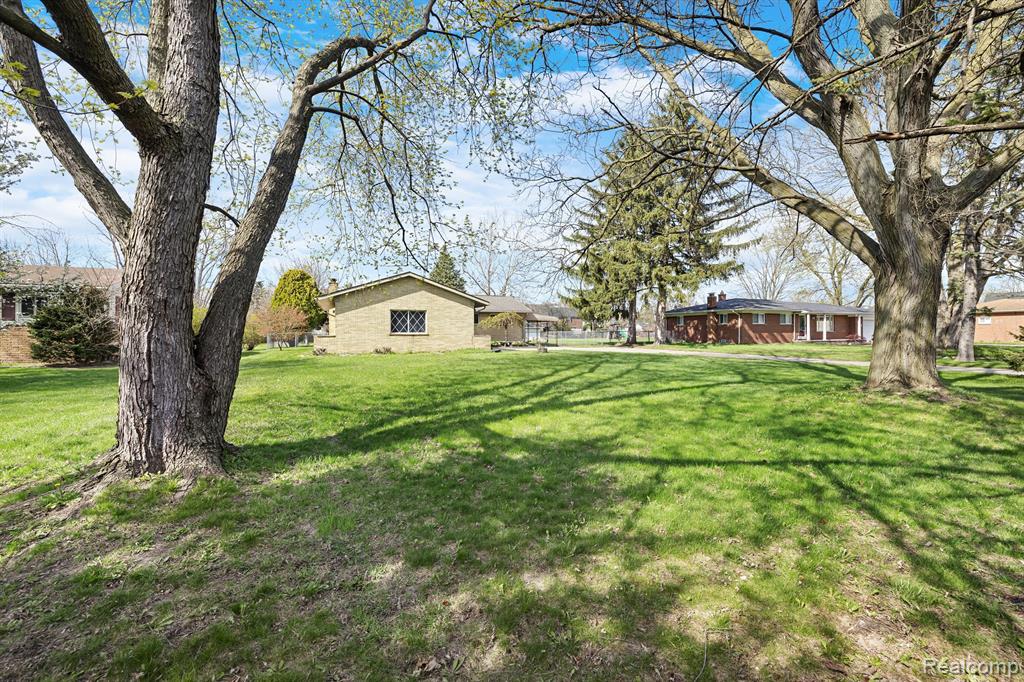 41330 CHERRY HILL Road, Canton, MI 48187 — Photo 34