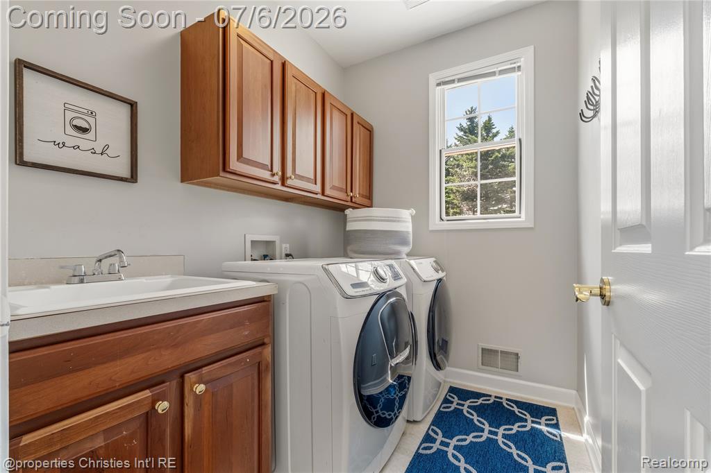 16223 Oak Forest Court, Northville, MI 48168 — Photo 30