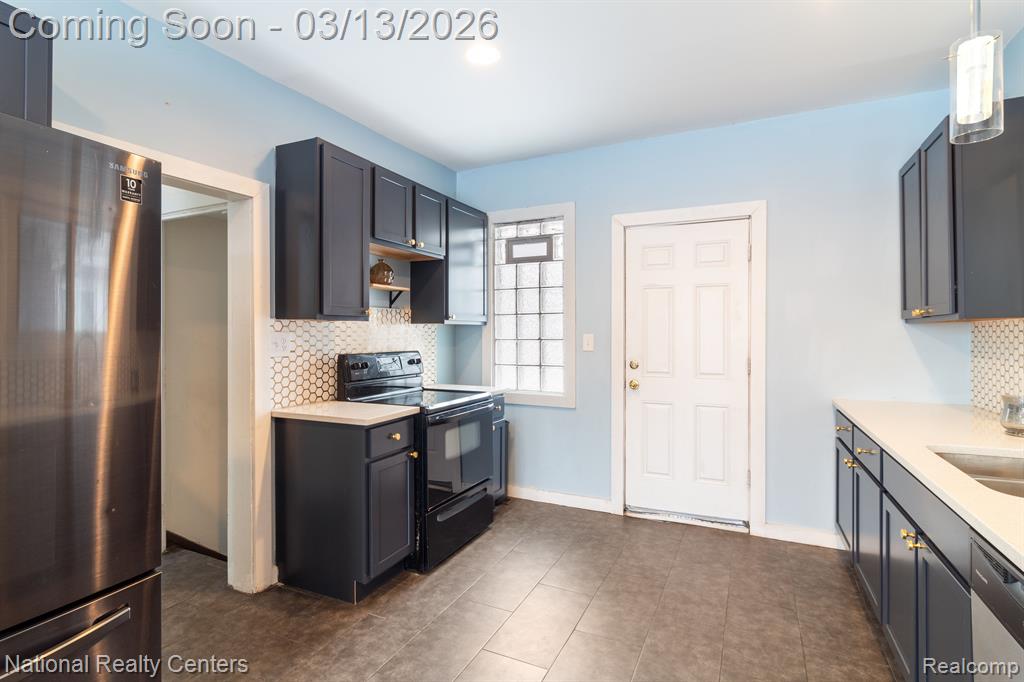 2544 ATKINSON Street, Detroit, MI 48206 — Photo 10