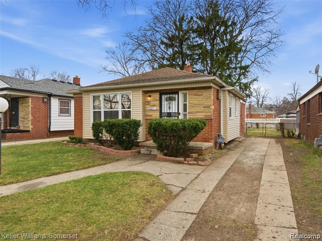 20271 Grandville Avenue, Detroit, MI 48219 — Photo 2