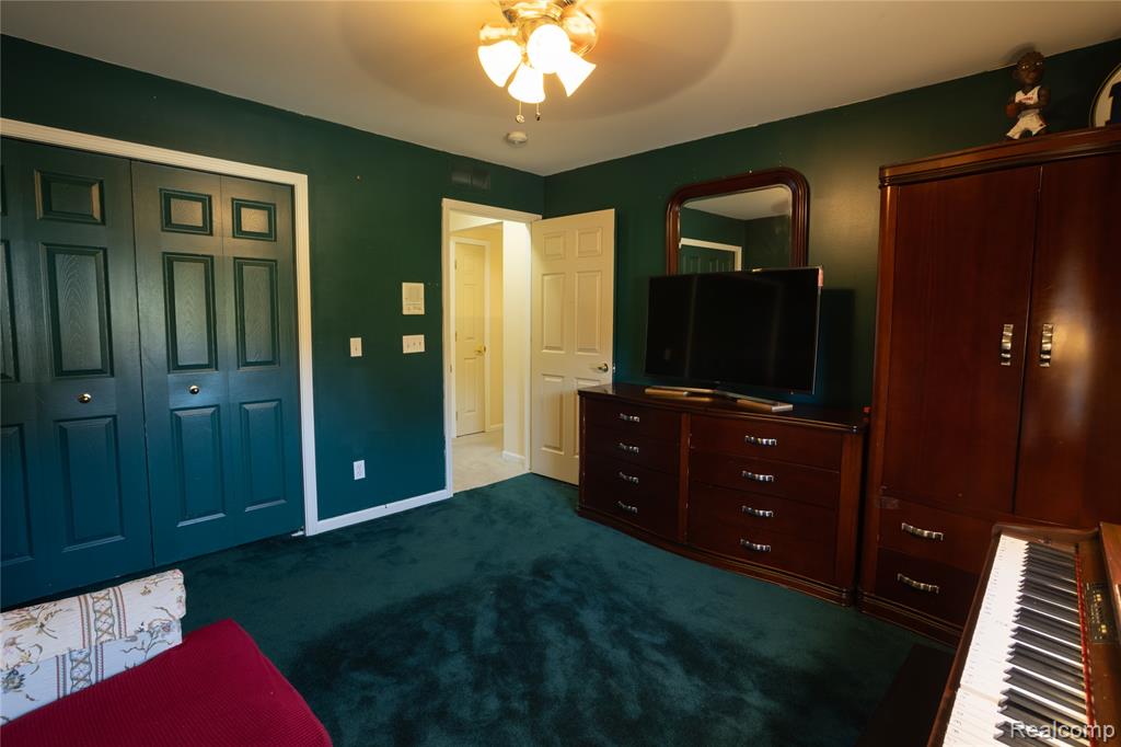 6263 Knob Bend Drive, Grand Blanc, MI 48439 — Photo 15