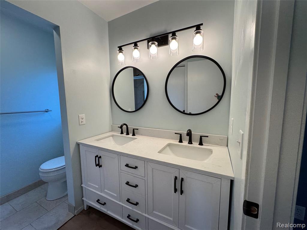 2132 Maple Creek Circle, Ann Arbor, MI 48108 — Photo 24