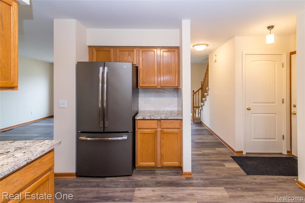 416 Umberland Drive, Howell, MI 48843 — Photo 4