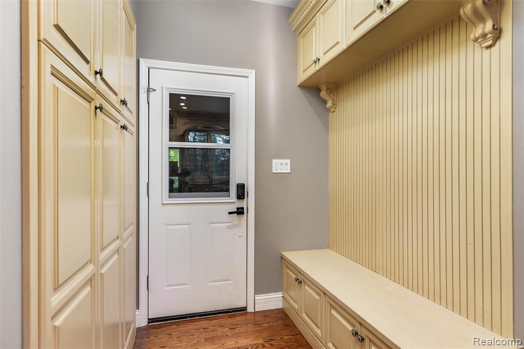 8035 High Point Trail, White Lake, MI — Photo 21