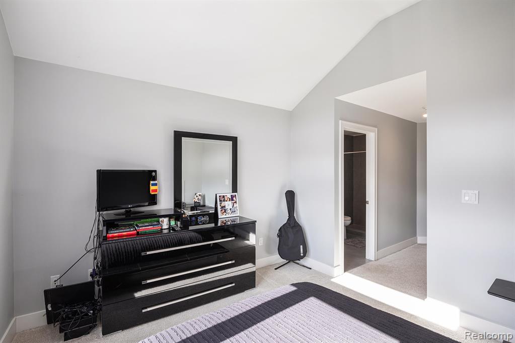 6535 Pond Drive, Washington, MI — Photo 33