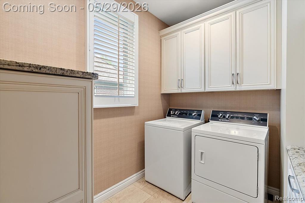 2570 Stoneykirk Court, Rochester, MI 48306 — Photo 25