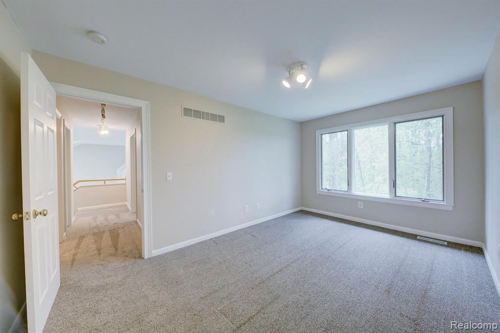 850 VILLAGE PINE Lane, Ortonville, MI 48462 — Photo 55