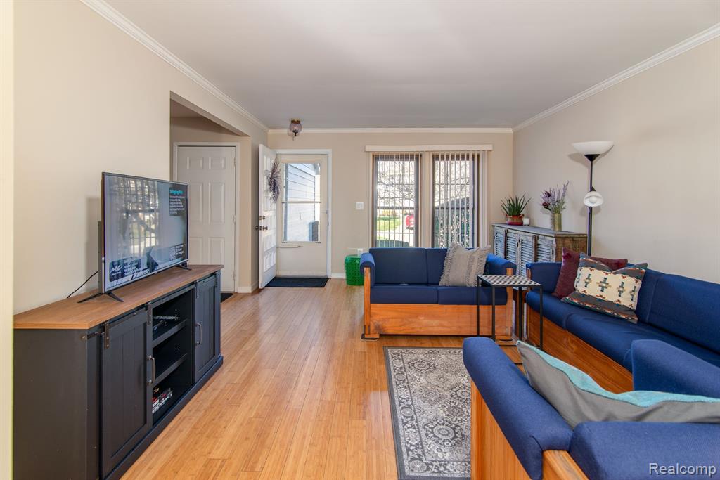 22813 CRANBROOKE Drive, Novi, MI — Photo 2