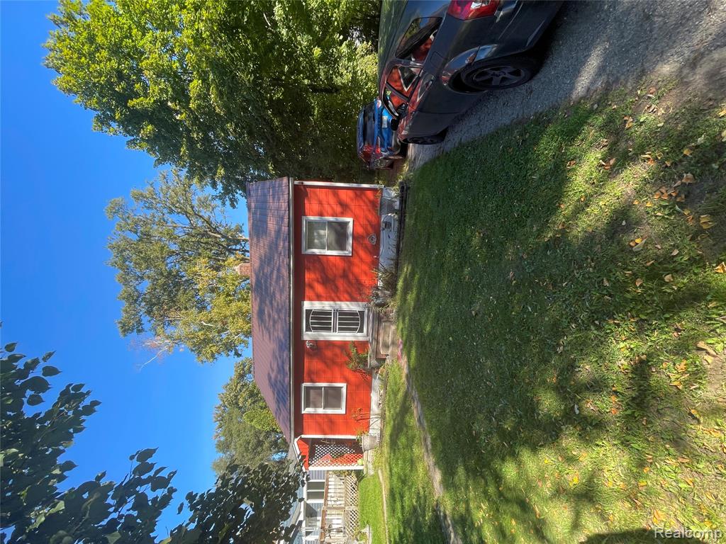274 Voorheis Street, Pontiac, MI 48341