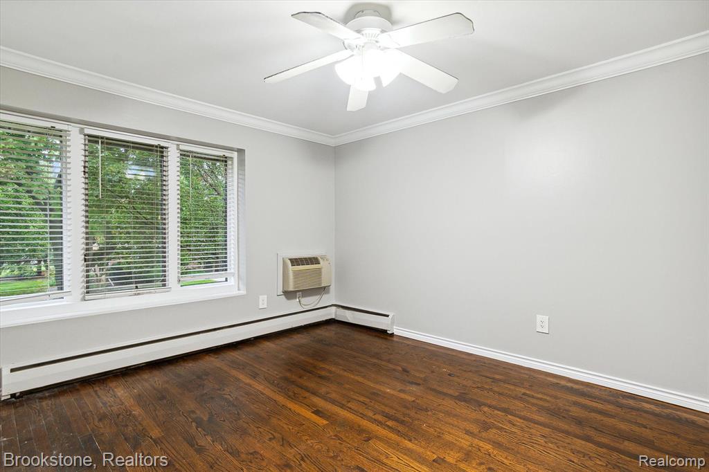 359 CONCORD PL, Unit 3, Bloomfield Hills, MI 48304 — Photo 14