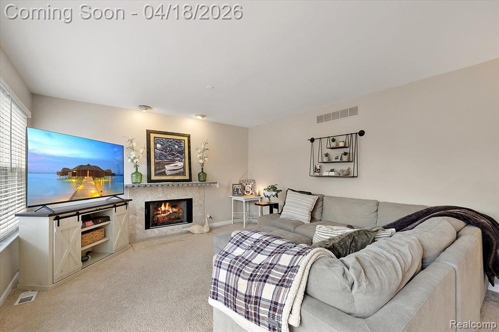 1133 Walloon Way, Lake Orion, MI — Photo 24