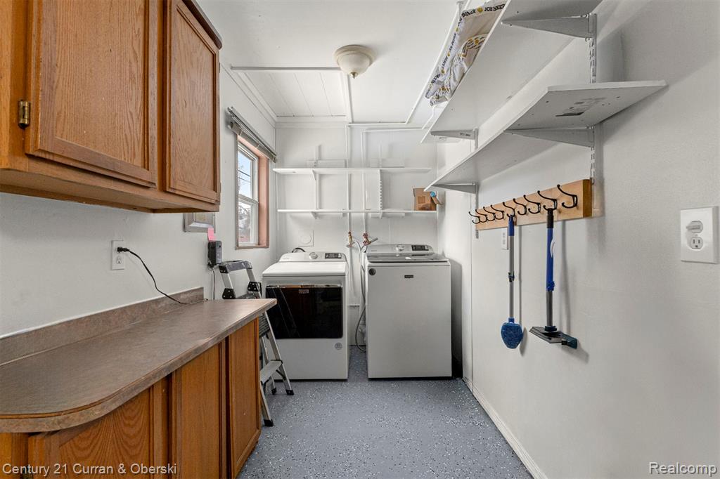 29055 Pennsylvania Road, Romulus, MI 48174 — Photo 9