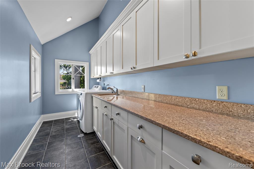 532 Brookside Avenue, Birmingham, MI 48009 — Photo 23