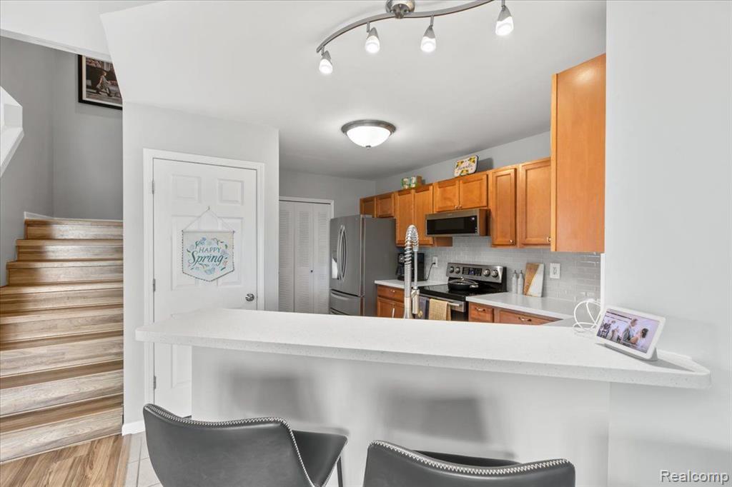 2070 Cloverly Lane, Ann Arbor, MI 48108 — Photo 6