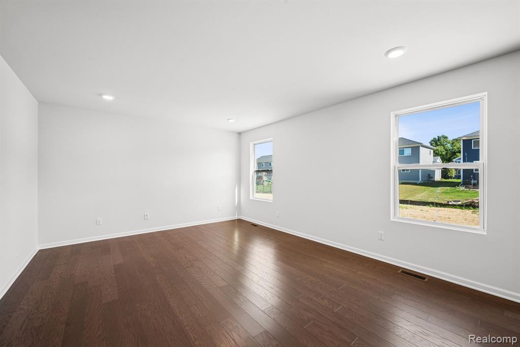 378 Edge Brook, Holly, MI 48442 — Photo 10