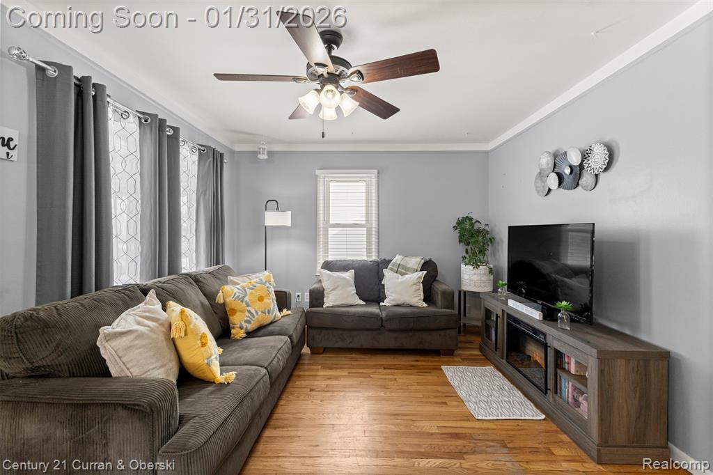 893 Cora Street, Wyandotte, MI 48192 — Photo 4