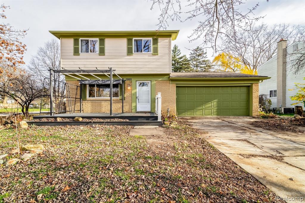 5809 HUNTINGTON Drive, Ypsilanti, MI 48197 — Photo 2