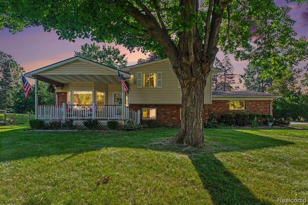 7370 Perry Lake Road, Clarkston, MI 48348 — front exterior