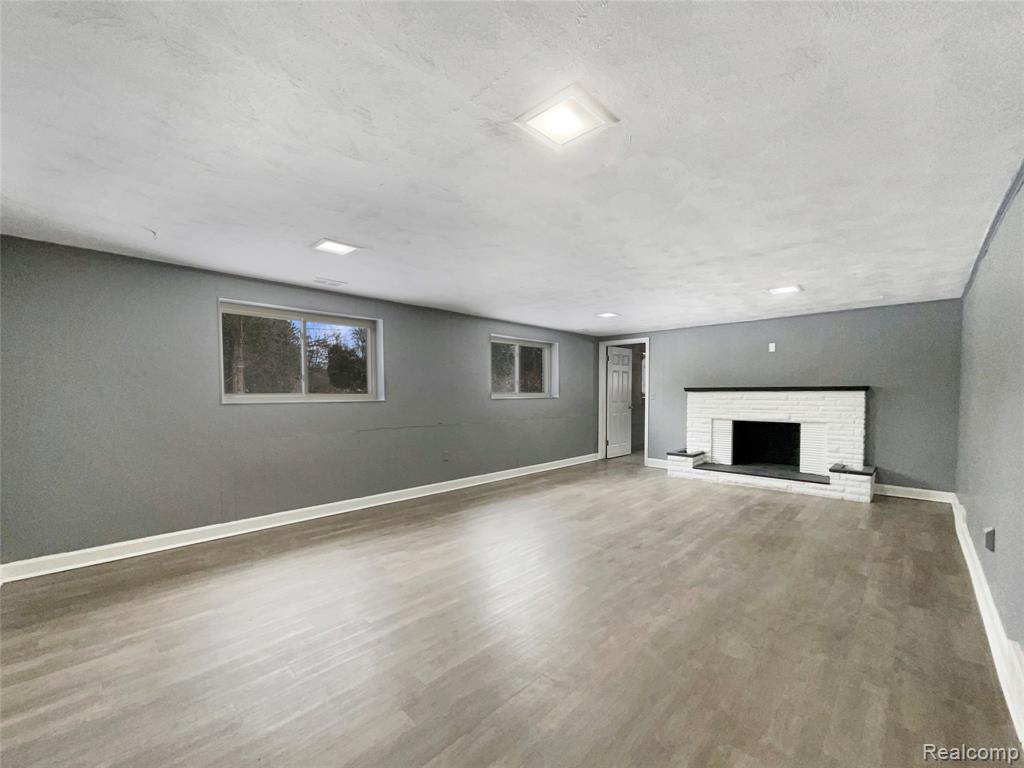 53044 Ruann Drive, Shelby Twp, MI 48316 — Photo 9