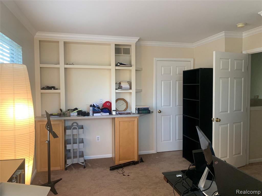 3943 BRUTON Avenue, Canton, MI 48188 — Photo 20