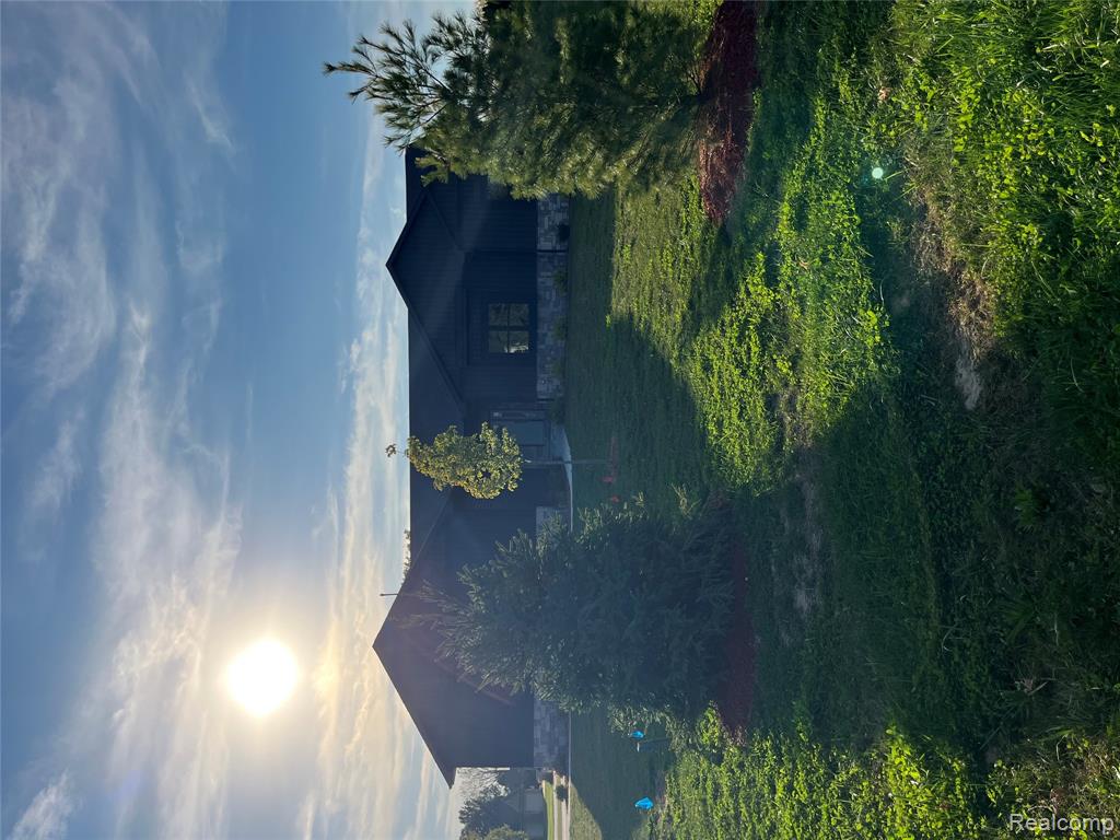 5217 Old Barn Lane, Clio, MI 48420 — Photo 2