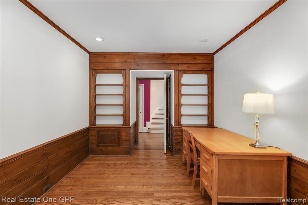 636 Middlesex Road, Grosse Pointe, MI 48230 — Photo 13