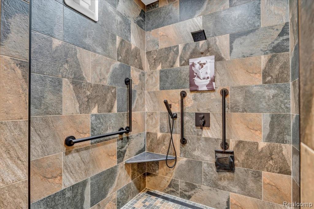 806 Ludlow Avenue, Rochester, MI 48307 — Photo 25