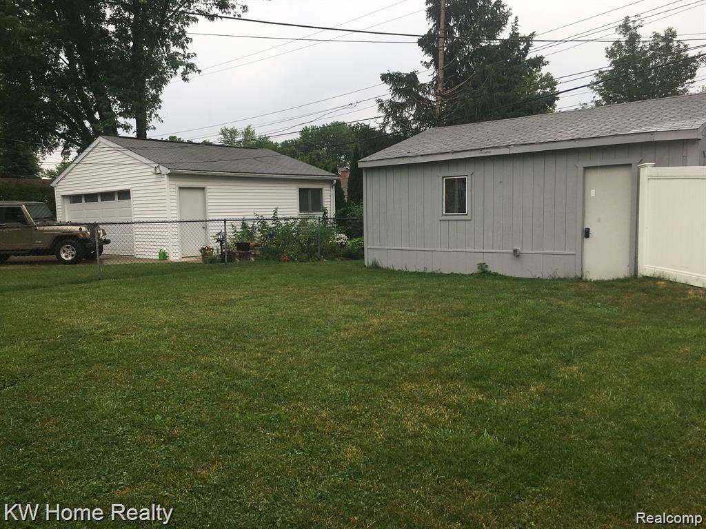 4014 Gardner Avenue, Berkley, MI 48072 — Photo 4