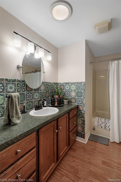 975 Woodlane Drive, Rochester Hills, MI 48307 — Photo 24