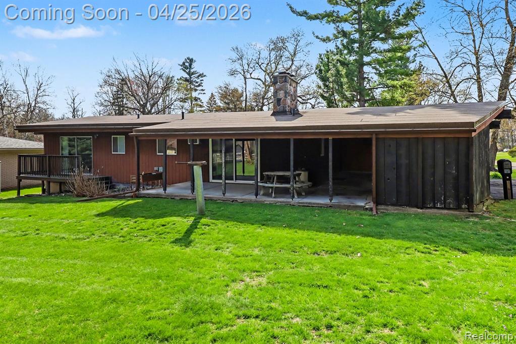 5746 Warbler Drive, Clarkston, MI — Photo 33